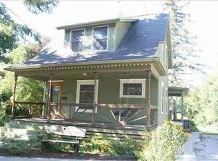 611 N Main St, Chelsea, MI 48118