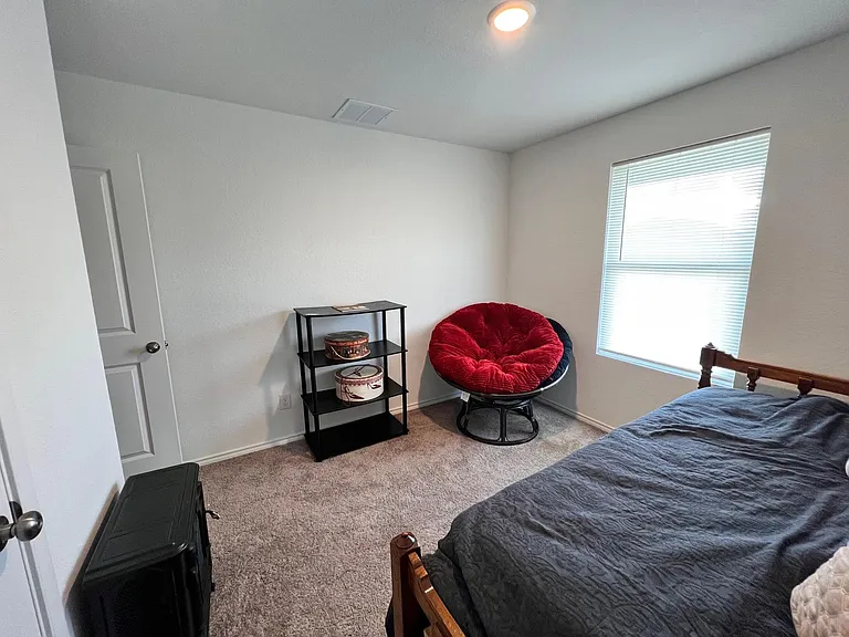 2722 Winterfell St — Photo 13