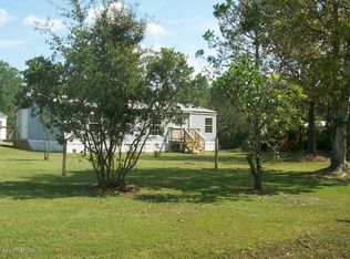 110 W Janet Dr, Crescent City, FL 32112
