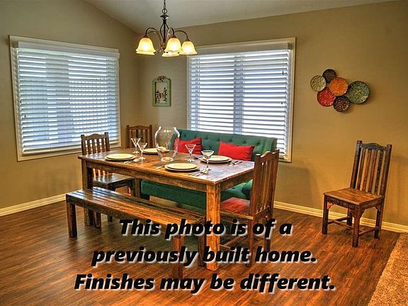 4th image of 1217 Karabella Way
