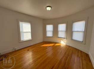 83 Canterbury St #2, Worcester, MA 01603