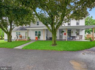 105 Fairland Rd, Lititz, PA 17543
