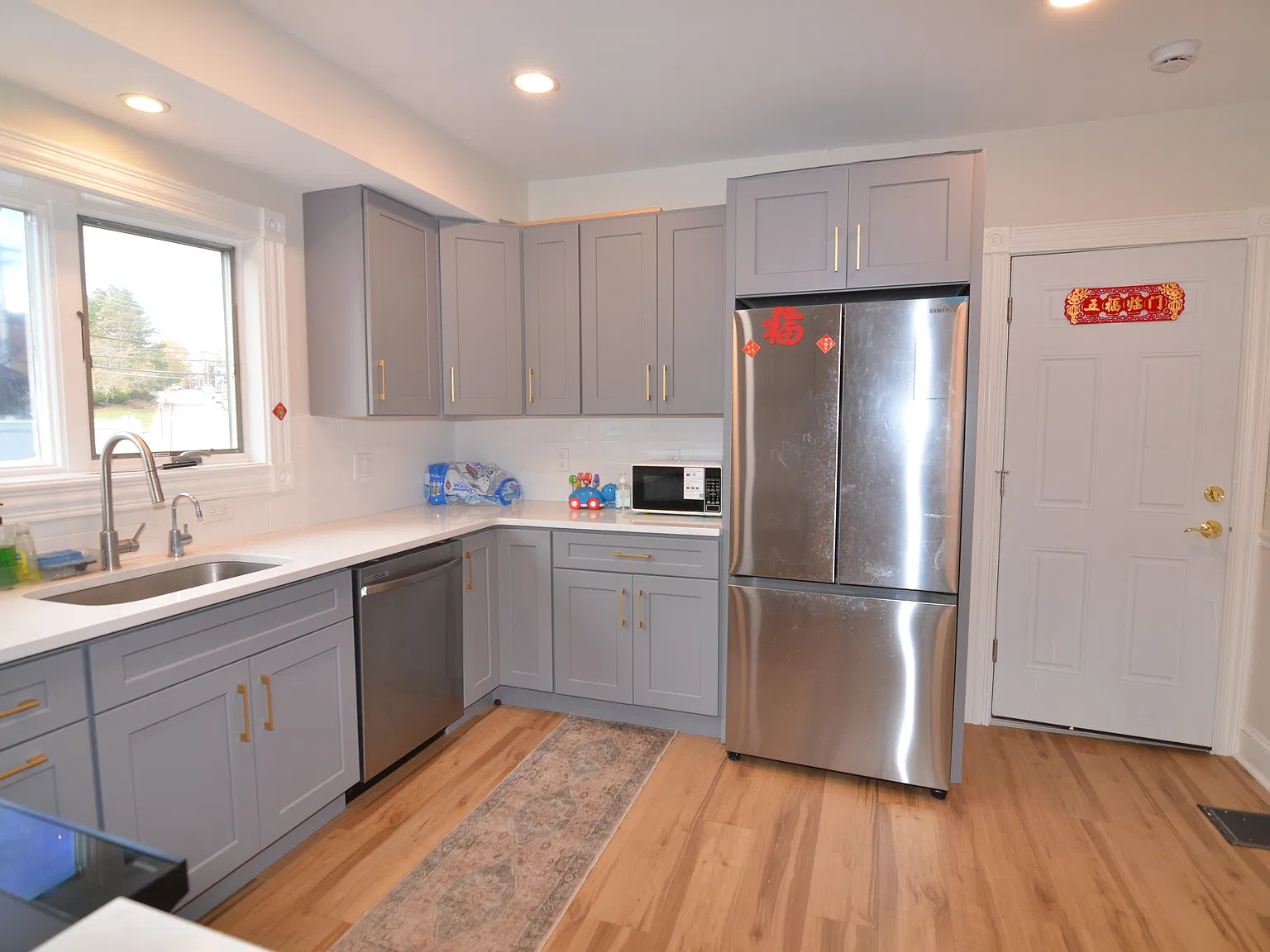 1 bed, 800 sqft, $2,180 — Photo 2