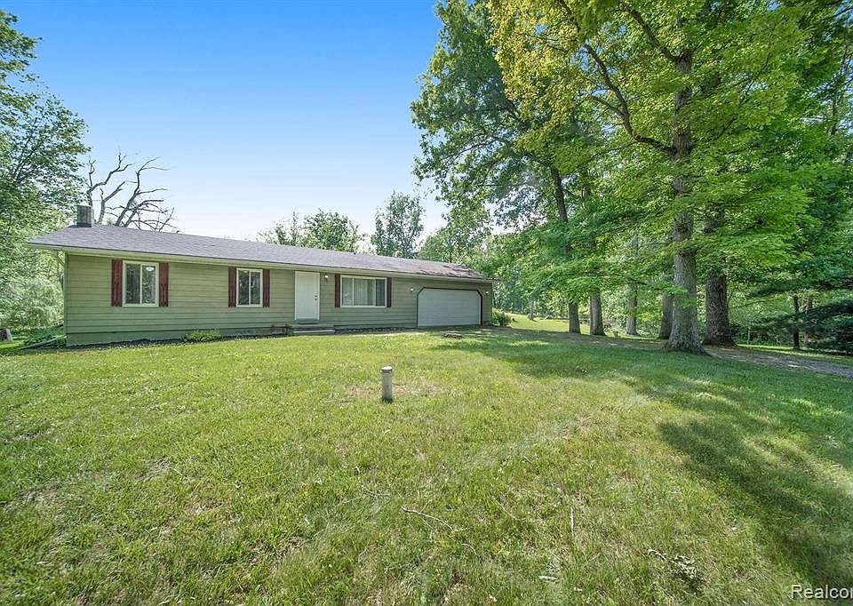 3677 Gregory Rd, Gregory, MI 48137 Zillow