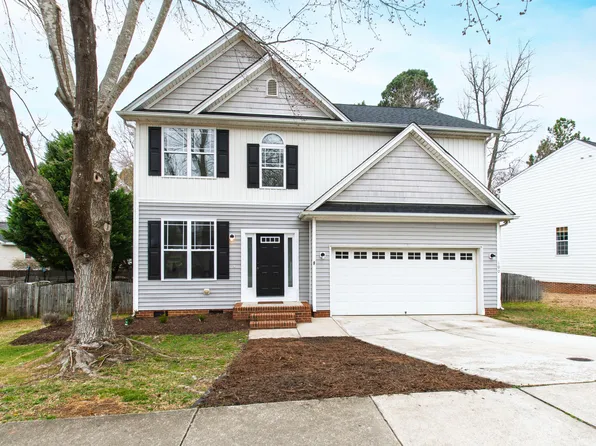 100 Covenant Rock Ln, Holly Springs, NC 27540