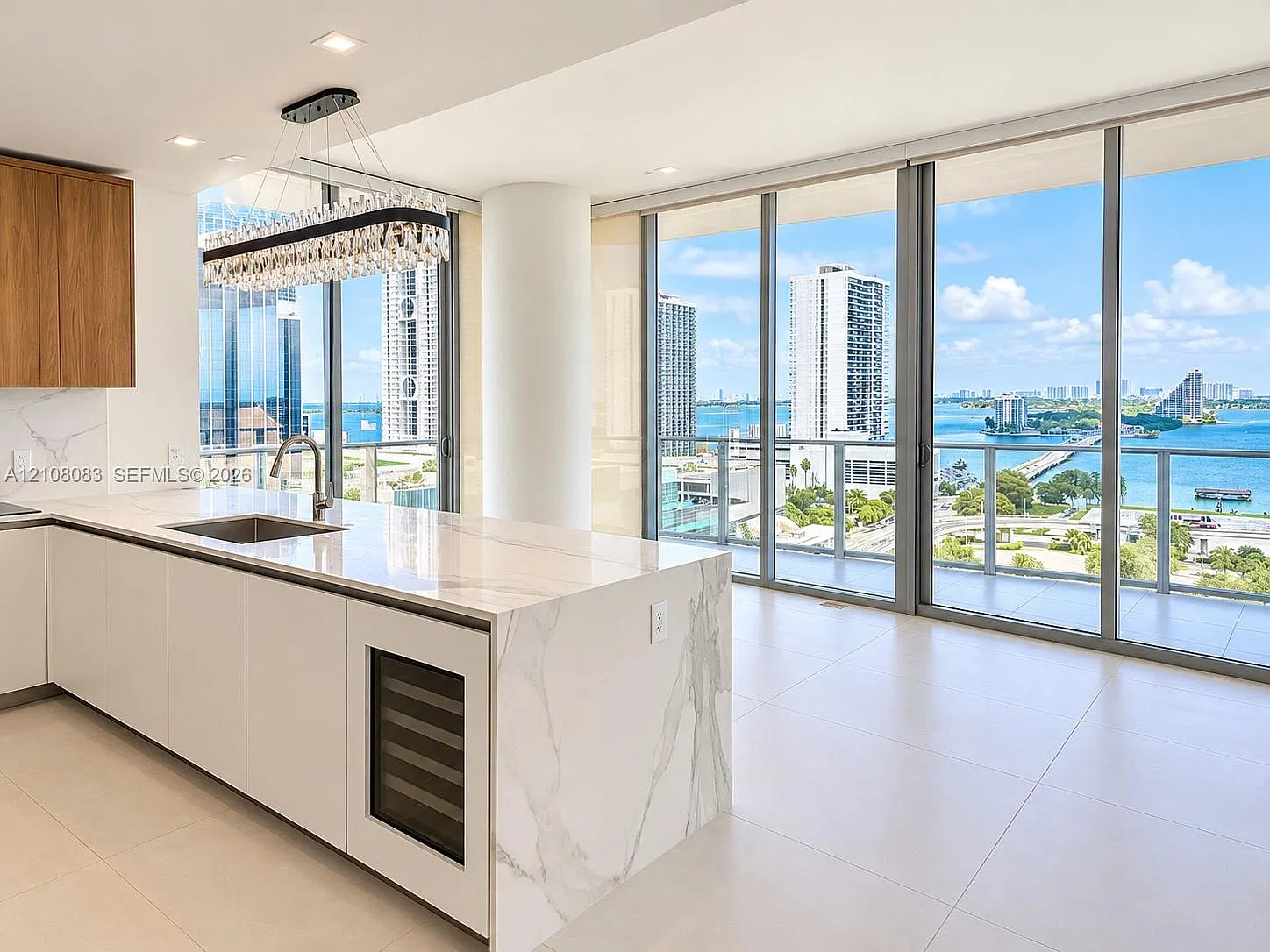 1400 Biscayne Blvd — Photo 2