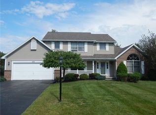 504 Sherborne Rd, Webster, NY 14580