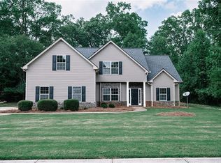 420 Jefferson Walk Cir, Jefferson, GA 30549