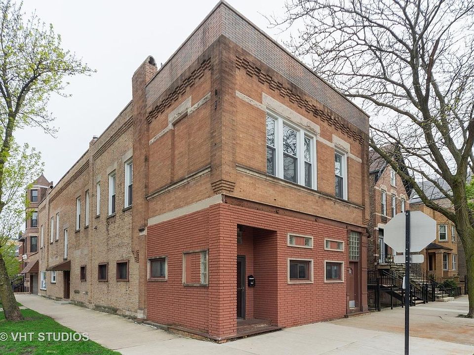 1st image of 2141 N Leavitt St #1R