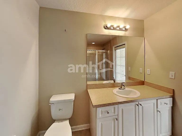 7330 Crescent Palm Dr — Photo 21