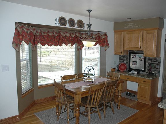 5th image of 245 Pauma Valley Dr