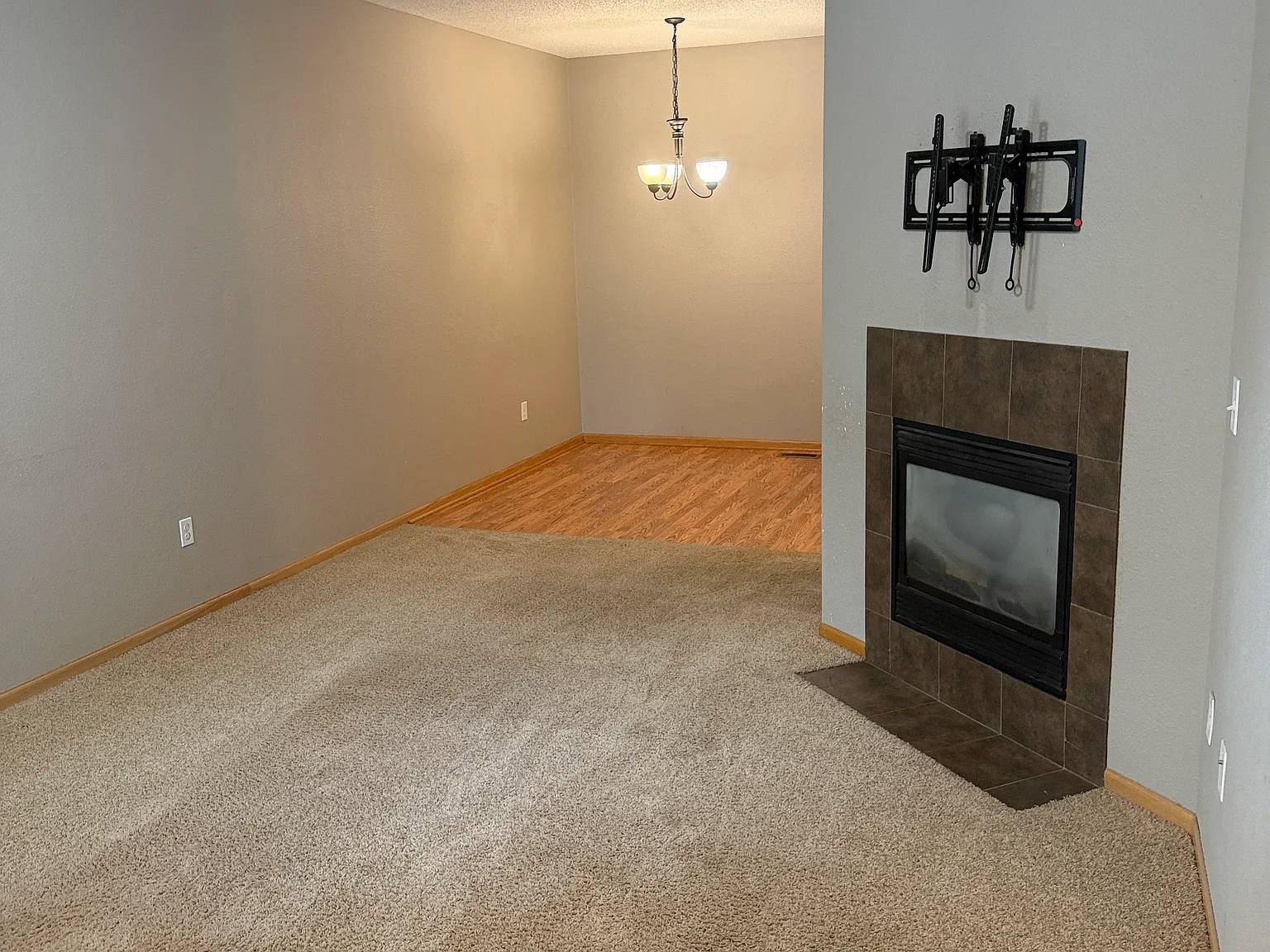 2 bed, 1524 sqft, $2,000 — Photo 4