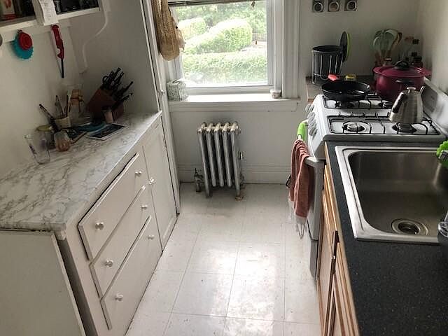 2nd image of 67 Chiswick Rd #12A