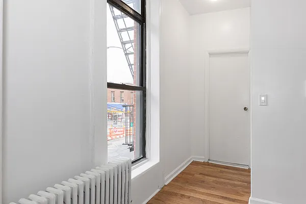 Rented by Century 21 American Homes | media 8