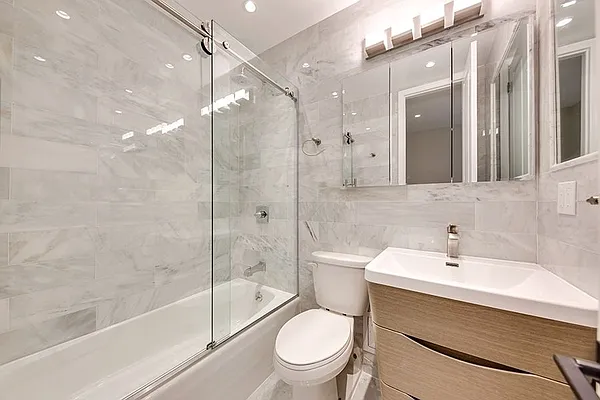 Rented by Compass | media 23