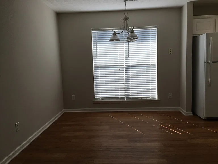 6936 Oak Side Dr — Photo 3