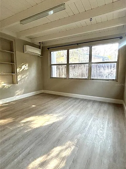 821 NW 8th Ave — Photo 11