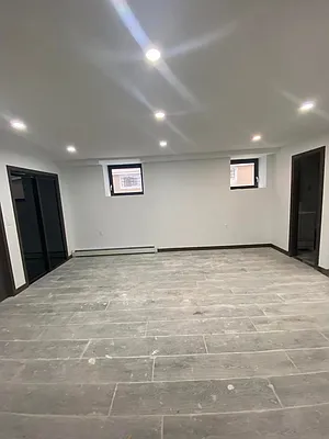 Rented by NY Space Finders Inc. | media 37