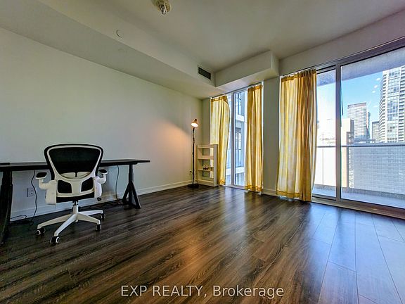 2nd image of 20 Edward St #1821