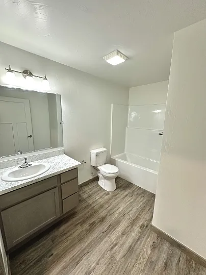 3183 Queen Anns St #2 — Photo 10