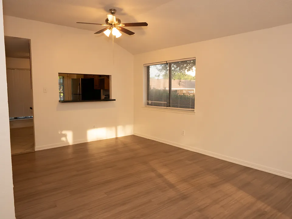 3000 Post Oak Dr
