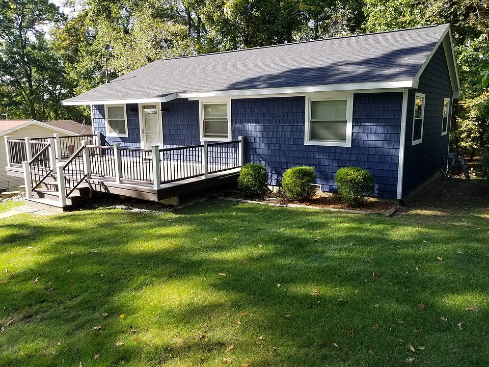 5551 Robinwood Ct, Manitou Beach, MI 49253 Zillow