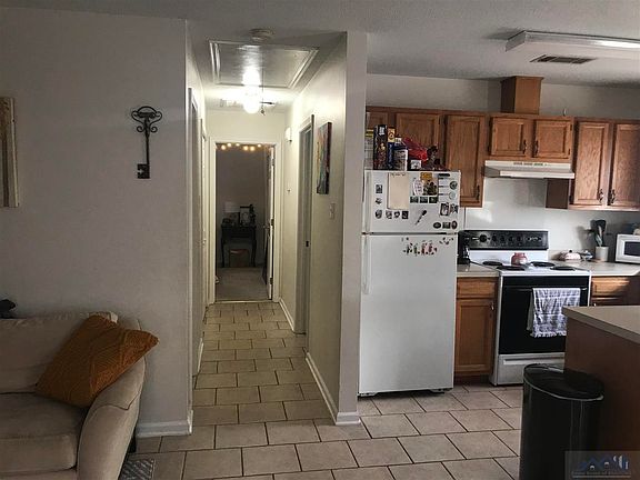 5th image of 824 Bayou Gardens Blvd #B