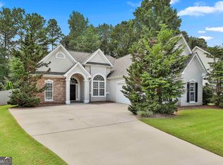 334 Freeman Forest Dr, Newnan, GA 30265