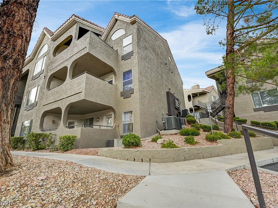 1st image of 701 Capri Dr Unit 13B