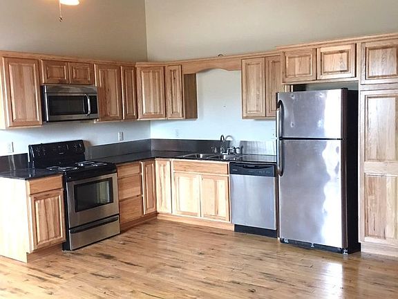 4th image of 300 1st Ave NE #230