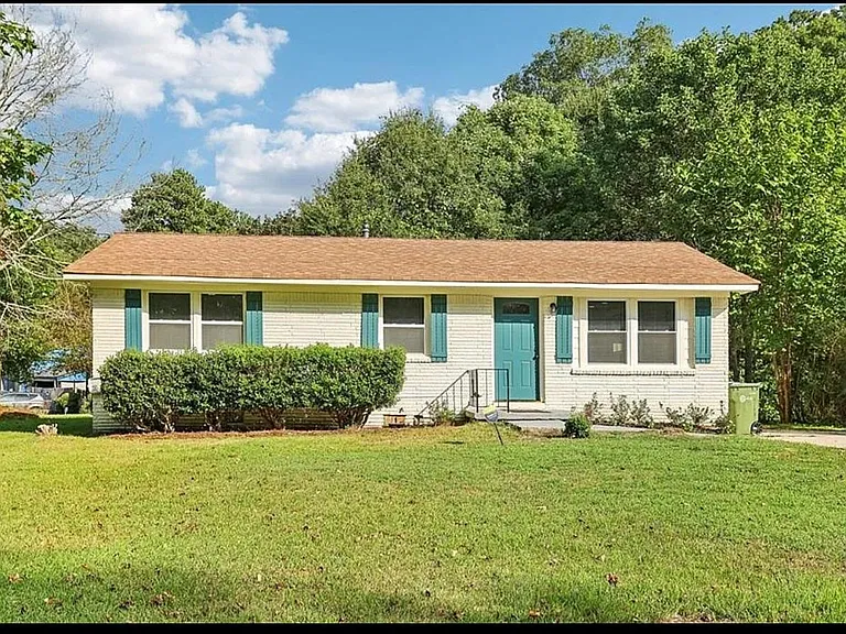 Eisenhower Ct SE — Photo 4
