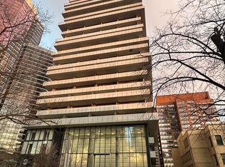57 Saint Joseph St #612, Toronto, ON M5S0C5