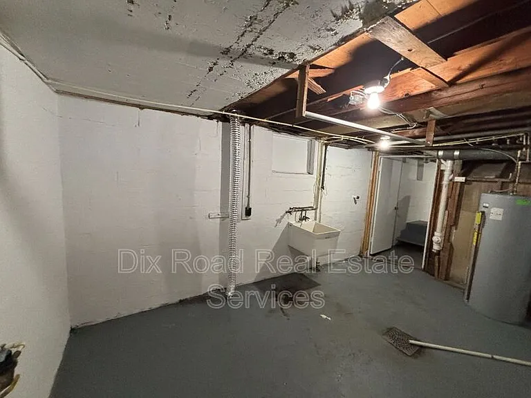 1145 Chase Ave — Photo 19