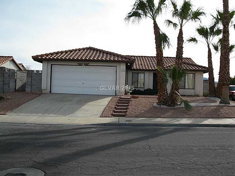 1st image of 382 Dooley Dr