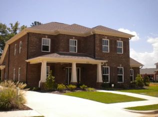610 Indian Lake Dr SE, Huntsville, AL 35803