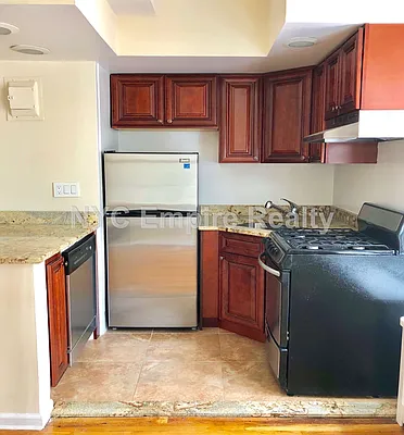 Rented by NYC Empire Realty Inc | media 6