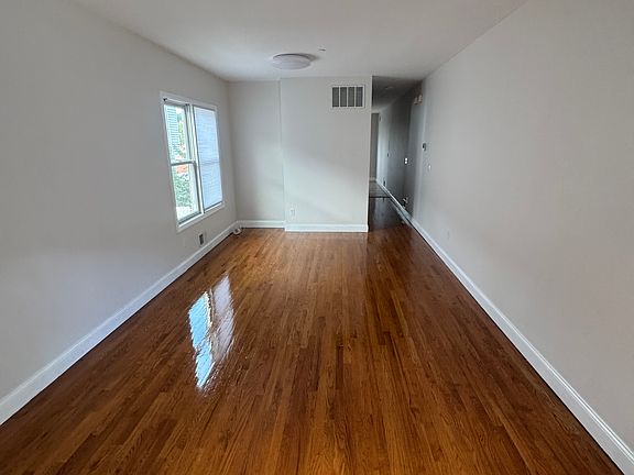 4th image of 155 Labau Ave