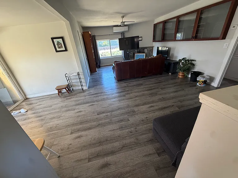 38618 Vineland St — Photo 11