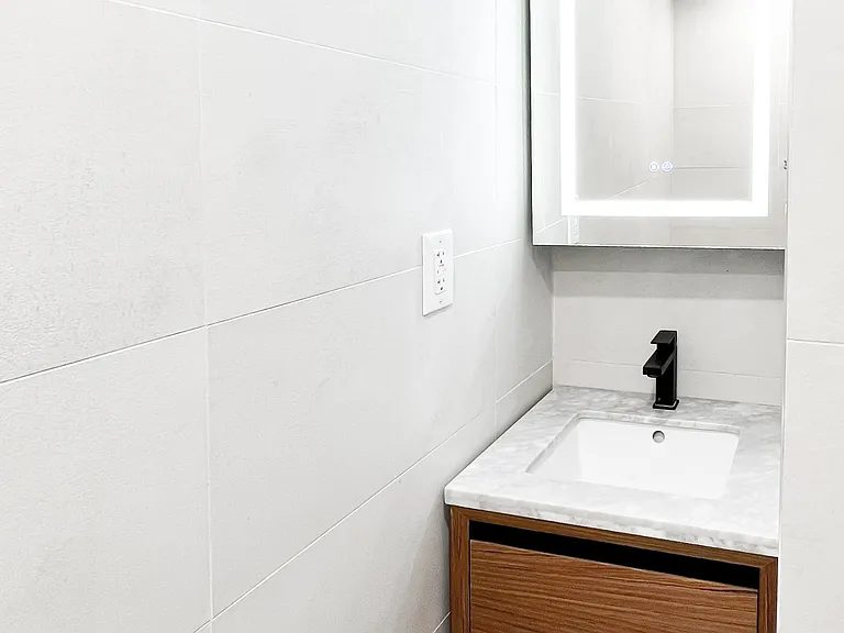 750 Washington Ave #1LL — Photo 15