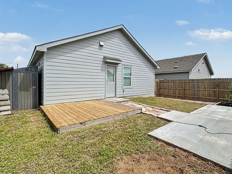 2843 Elion Dr — Photo 21