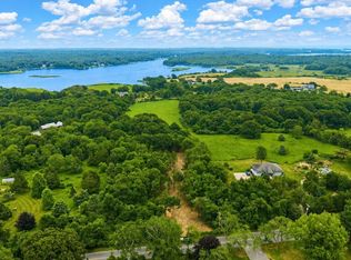 536 Horseneck Rd, South Dartmouth, MA 02748