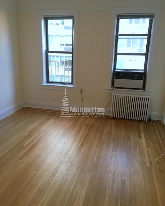 2nd image of 214 E 51st St APT 6B