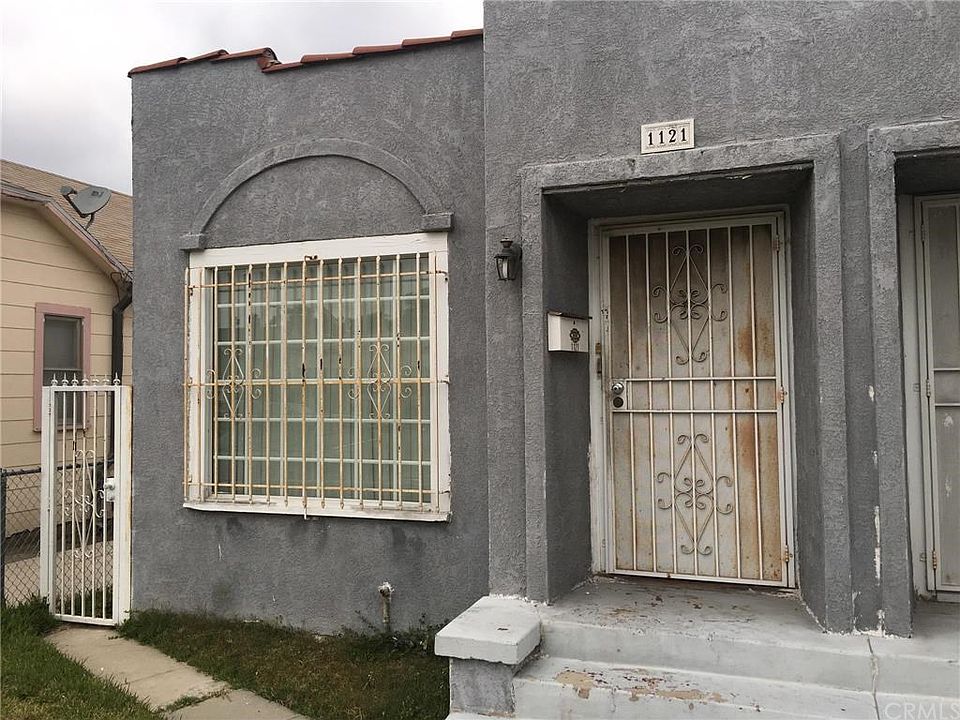 1st image of 1119 W 60th Pl