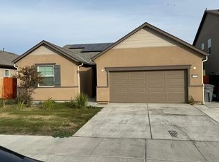 14300 W San Joaquin Ave, Kerman, CA 93630