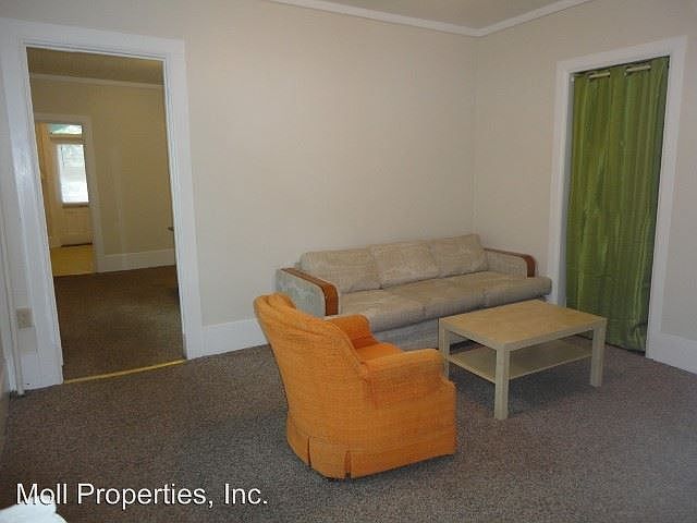 1st image of 523 E Buffalo St APT 10