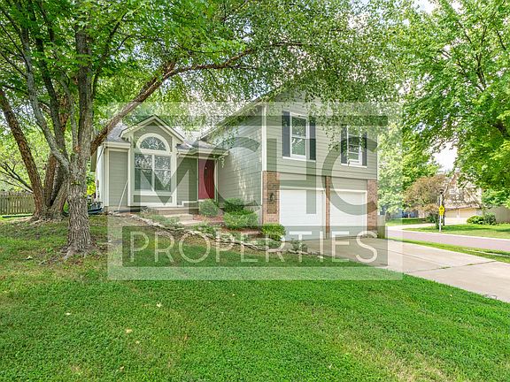2nd image of 15769 Horton St