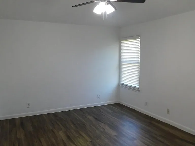 1104 Winecup Ct — Photo 15