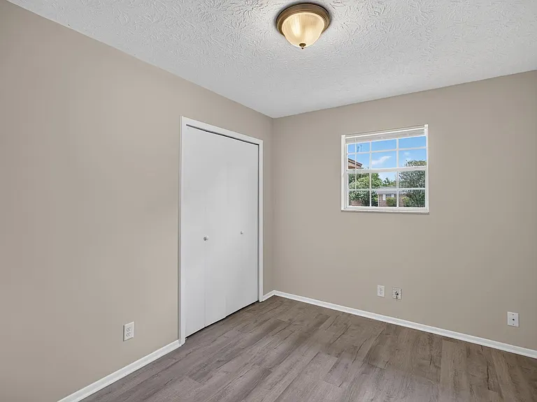 1083 Stokes St — Photo 20