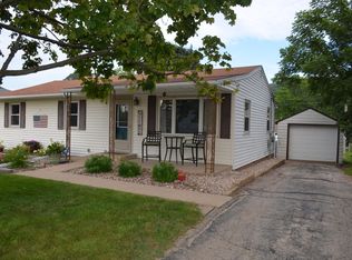 1347 26th St S, La Crosse, WI 54601
