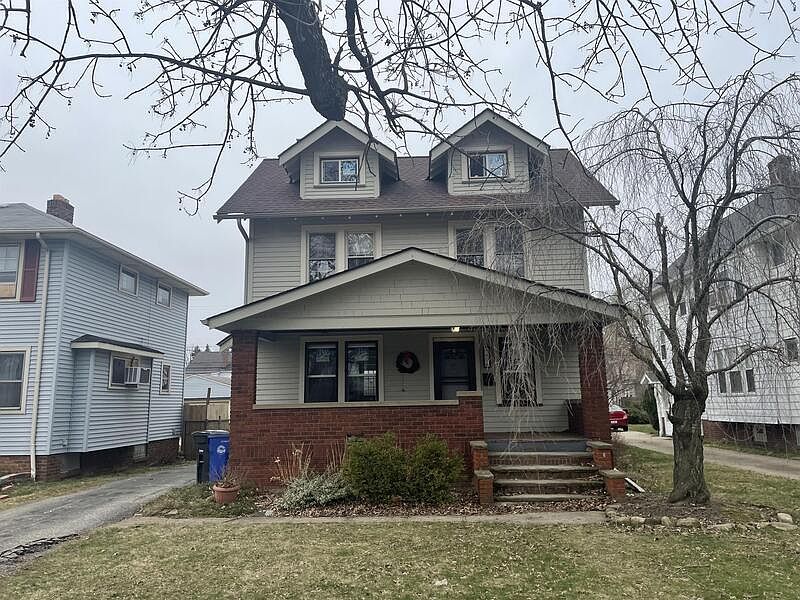 1st image of 3874 W 157th St
